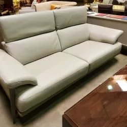 Luxurious Hand stitched sofa Cubo Rosso