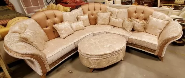 Classic Italian Luxury sofa by Arredoclassic