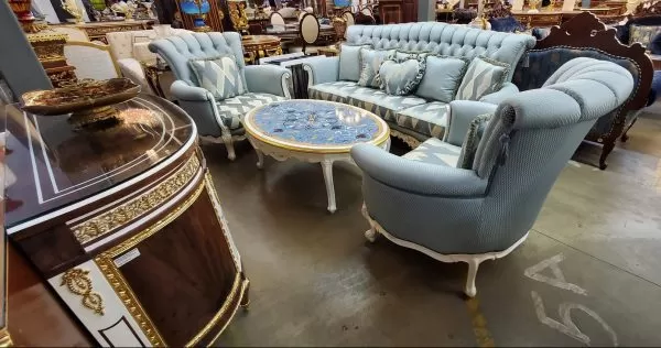 Classic Beautiful Tufted Sofa Set - Verts Design