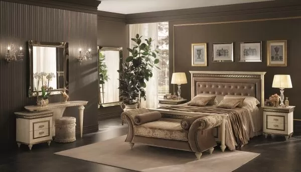 Beautiful Classic Italian Arredoclassic Fantasia 6 Piece Bedroom Set