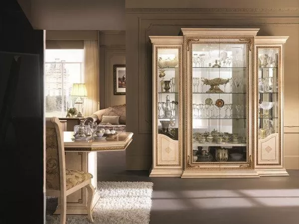 Elegant Classic Italian Arredoclassic Leonardo 4 Doors Cabinet