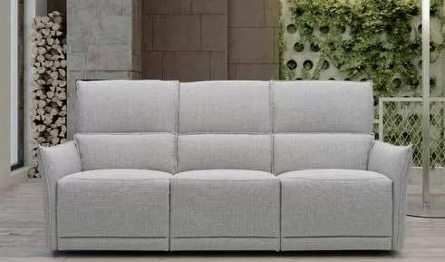 Modern Luxurious Arianna Sofa by Cubo Rosso.