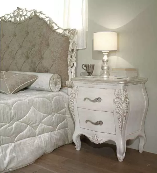 Classic italian Bedside Table by Florence Art.
