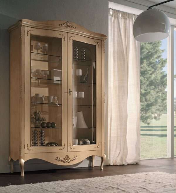 Elegant Classic Italian Cabinet by Florence Art