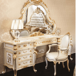 Luxurious Classic Italian Chair