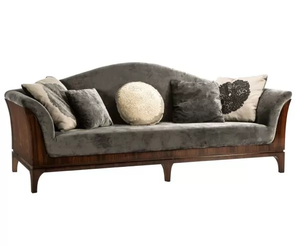 Beautiful Luxury Italian Sofa - Wilshire Collection