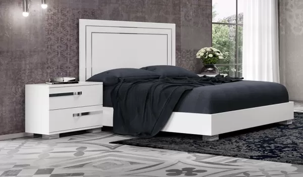 Luxury Italian crafted Bed