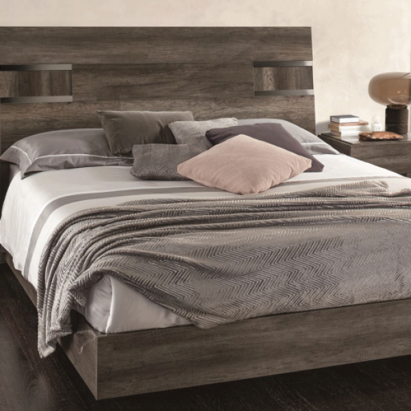 Bed, Medea Collection