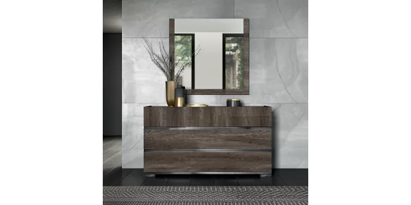 Luxury Spacious Dresser