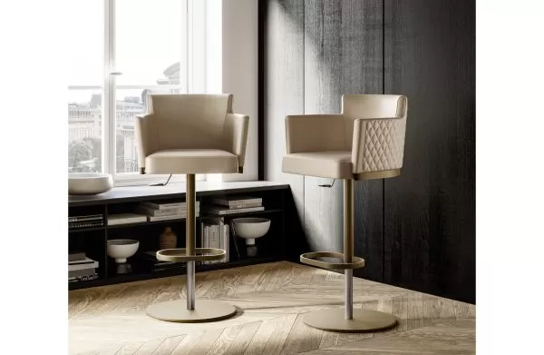 luxury Ely Diamond Stool