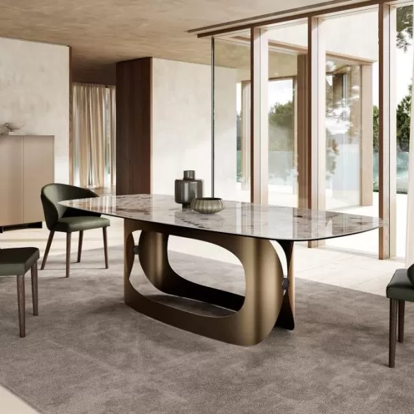 Manta Padded Chair with Wooden legs, Eforma Collection