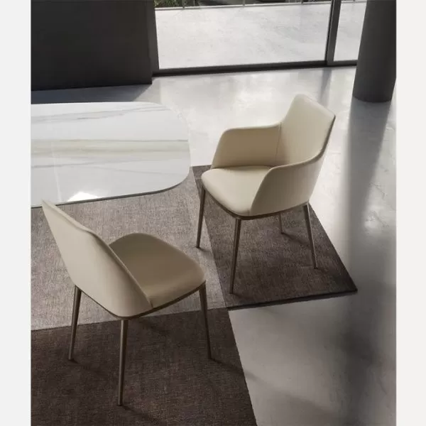 Max Chair with Metal base, Eforma Collection